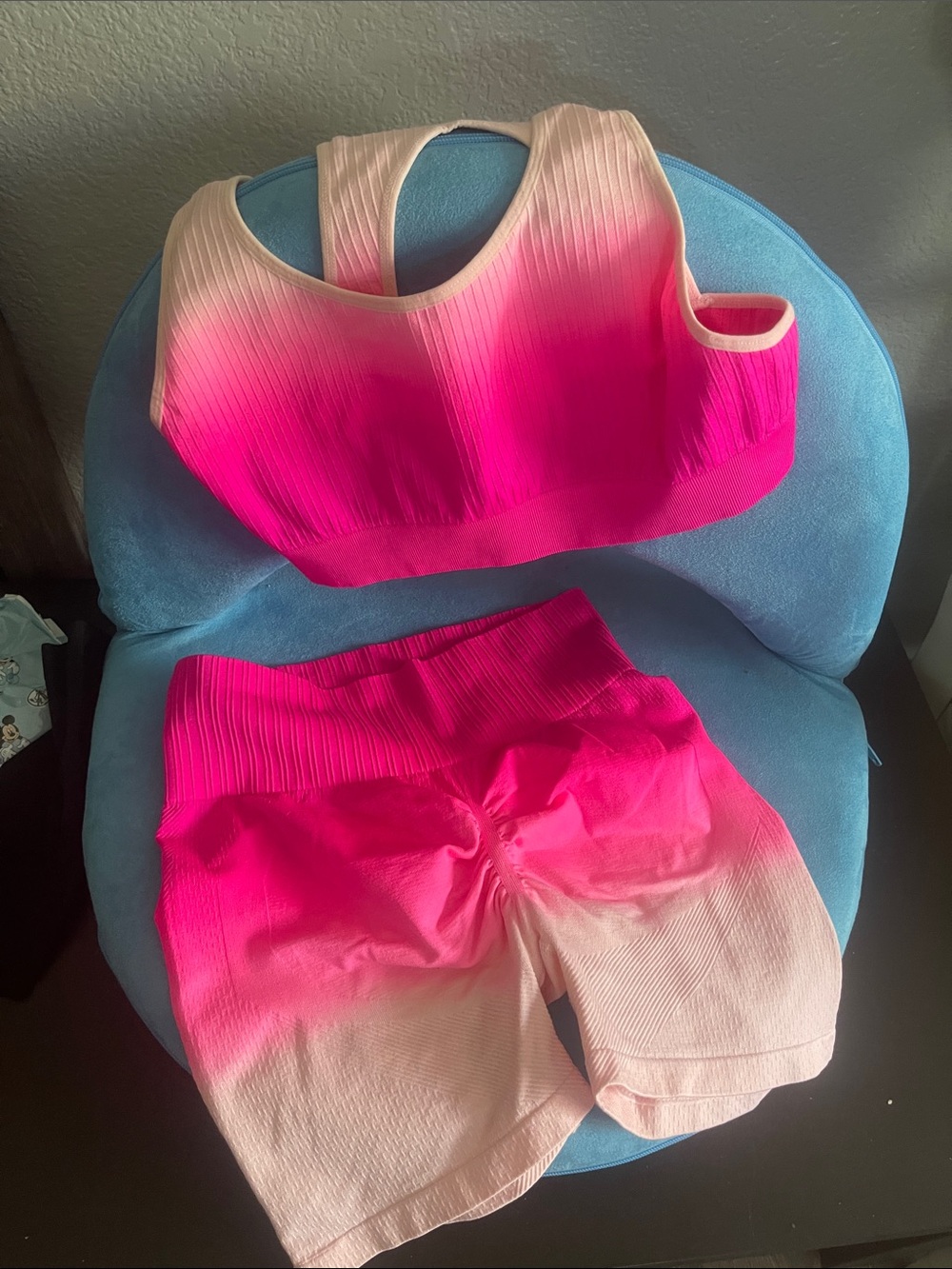 Hot Pink Ombre Two-Piece Crop Top & High-Waist Shorts Set - Picture 3 of 5